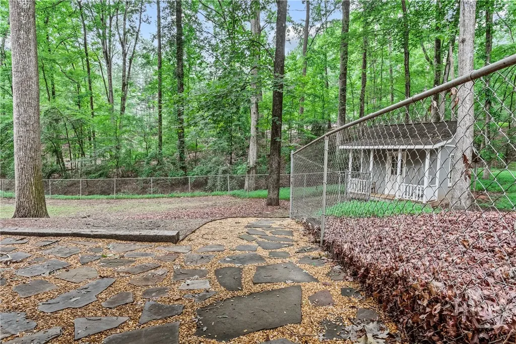 161 Pinecrest Terrace Athens GA 30606