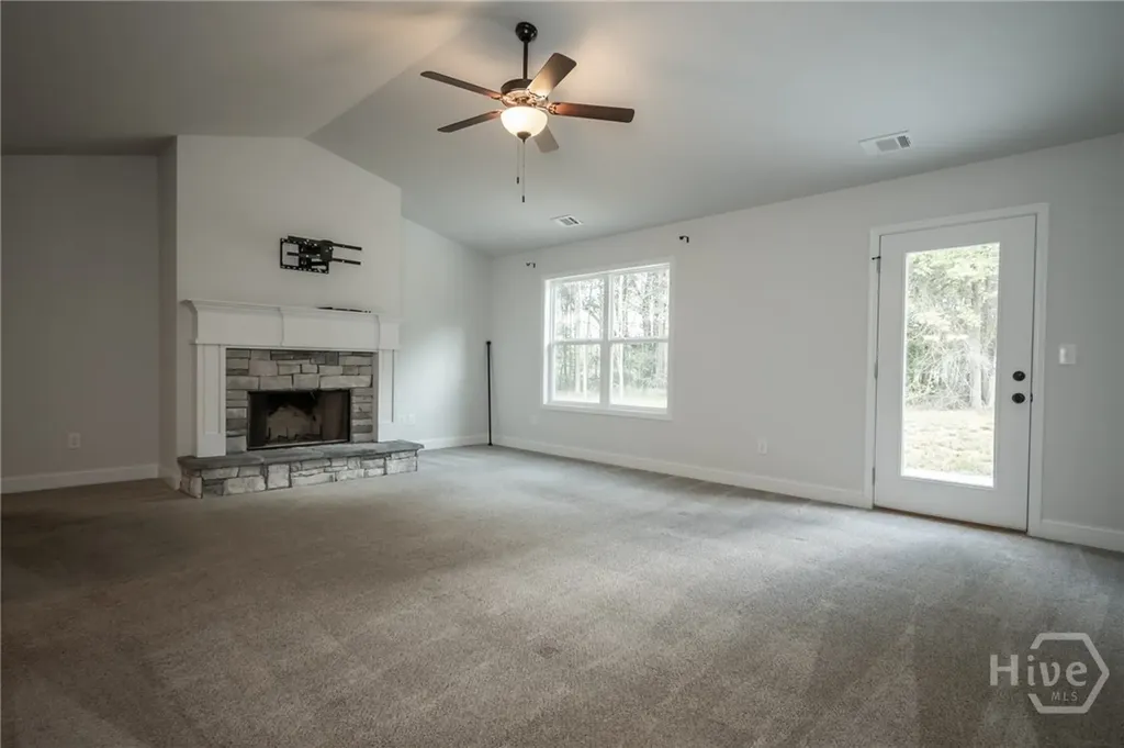 150 Rock Street Danielsville GA 30633
