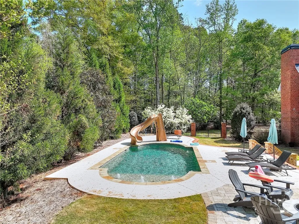 1690 Mcfall Watkinsville GA 30677