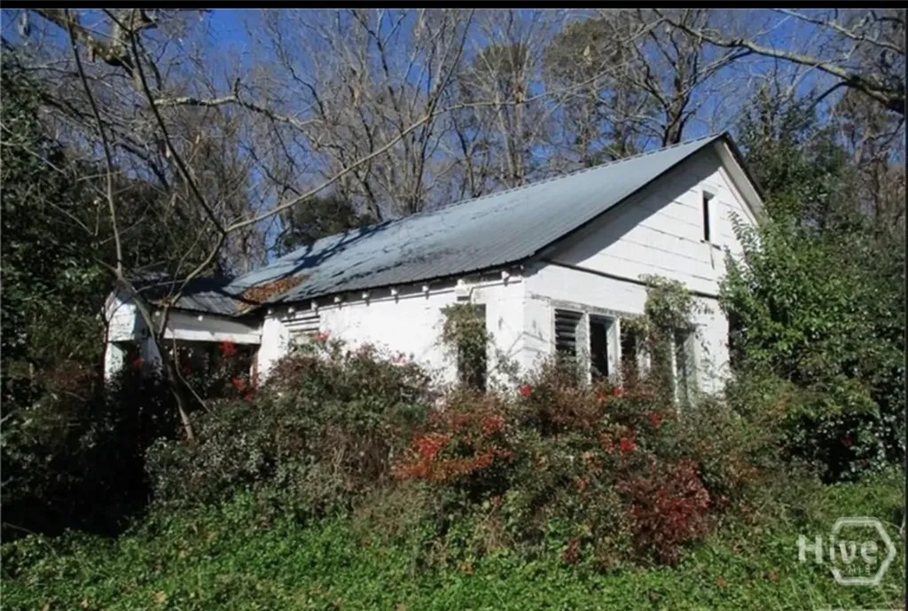 3240 Monroe Highway Bogart GA 30622
