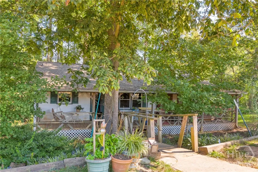 197 Joan Smith Road Hull GA 30646