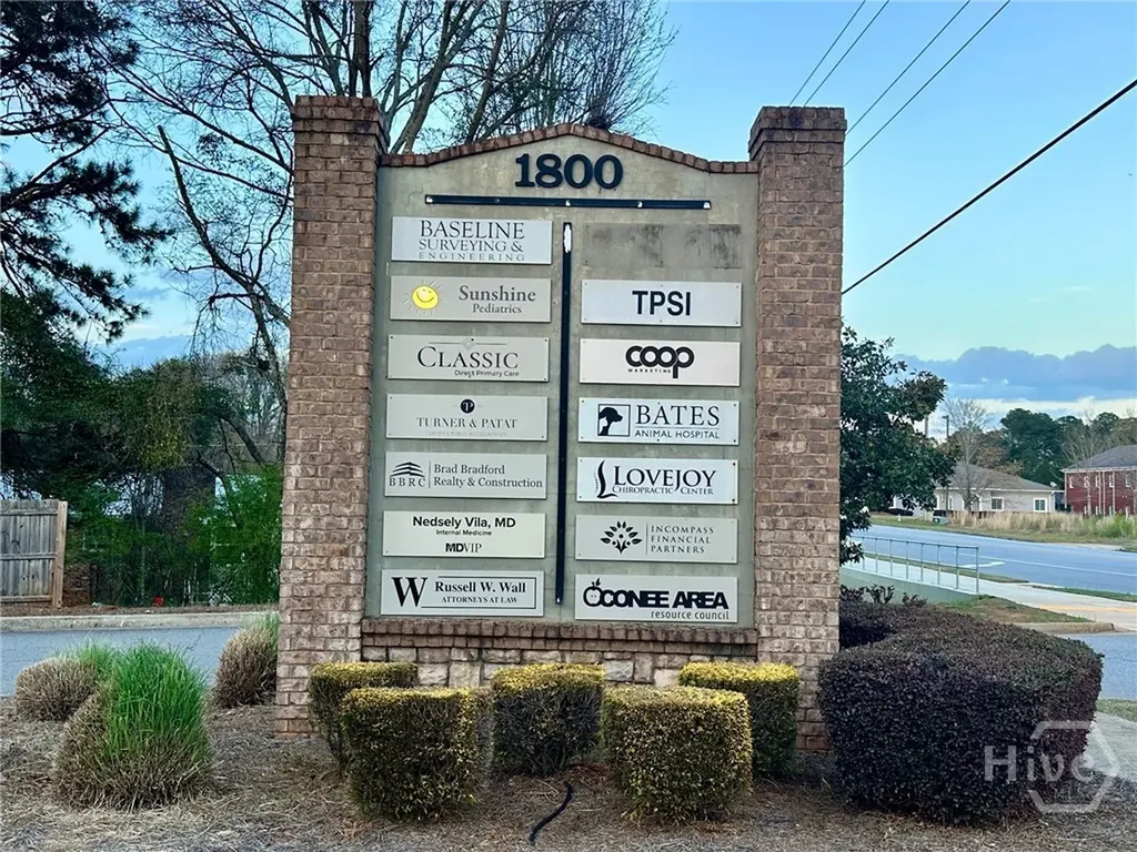 1800 Hog Mountain Road Watkinsville GA 30677