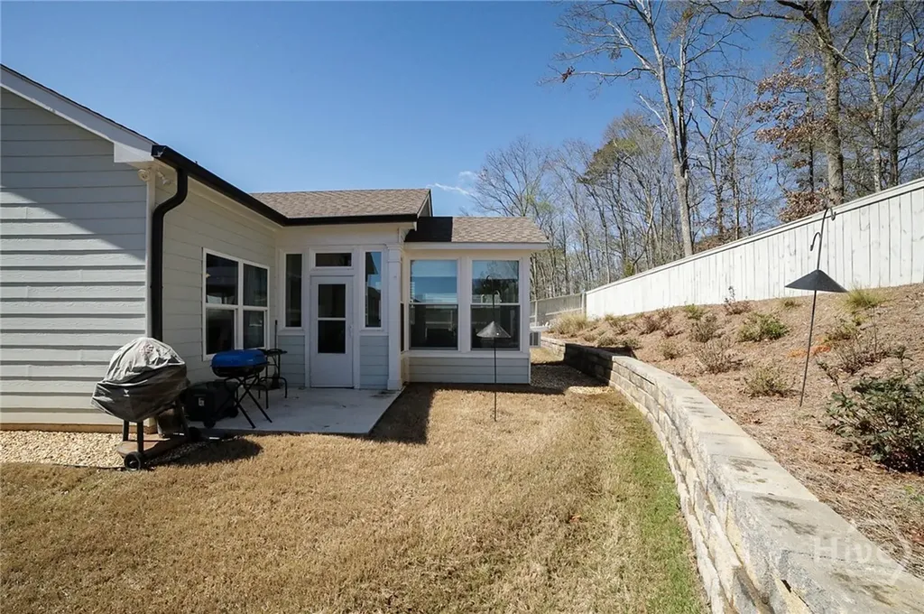 102 Richmond Drive Statham GA 30666