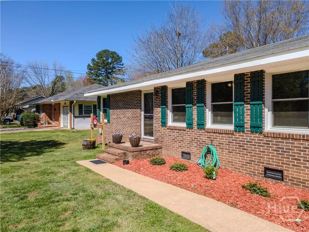 324 E Broad Street Winder GA 30680