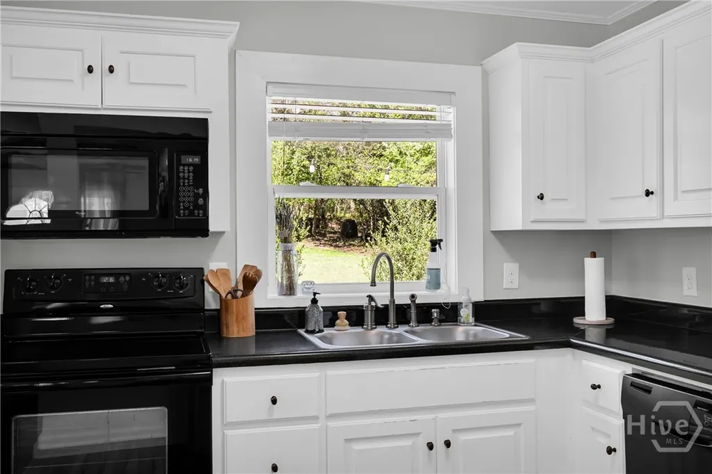 330 Pine Needle Road Athens GA 30606