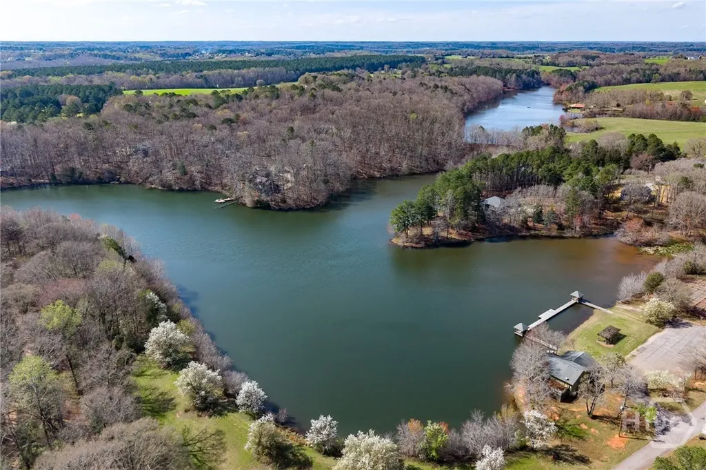 12 Blackthorn Road Colbert GA 30628