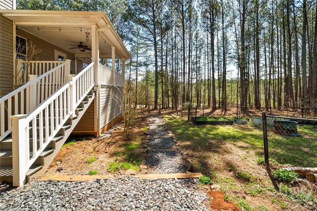 294 Pine Ridge Circle Winterville GA 30683