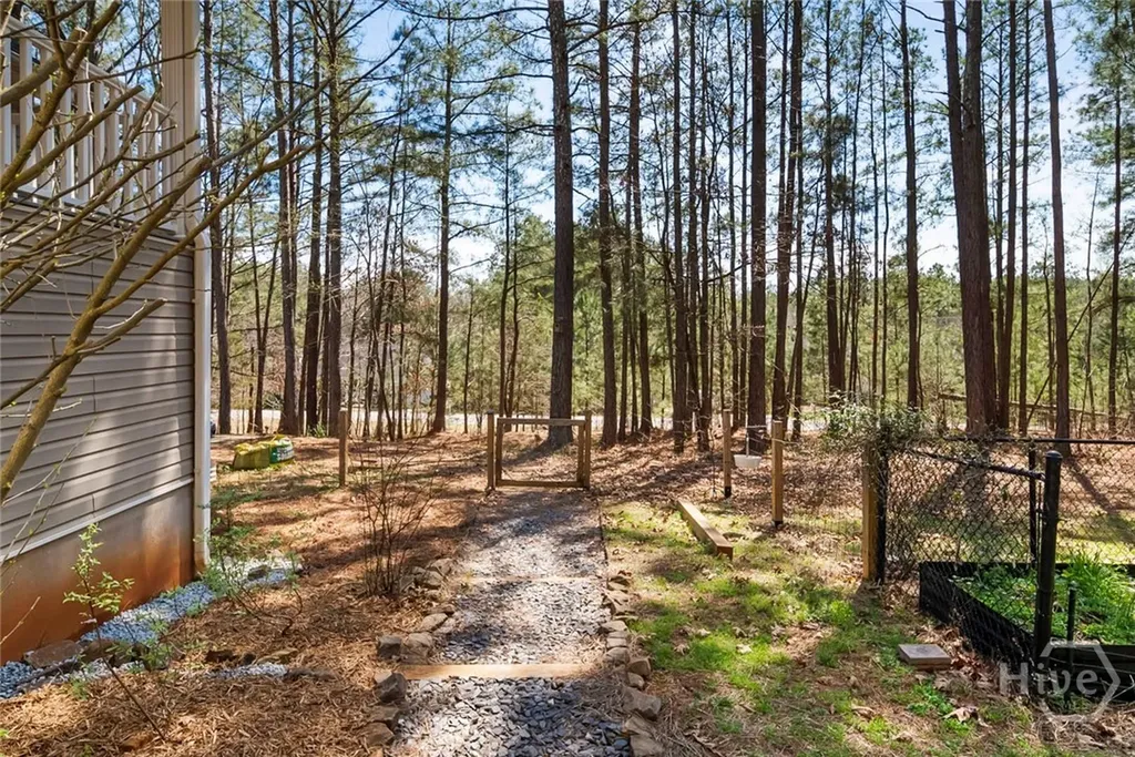 294 Pine Ridge Circle Winterville GA 30683