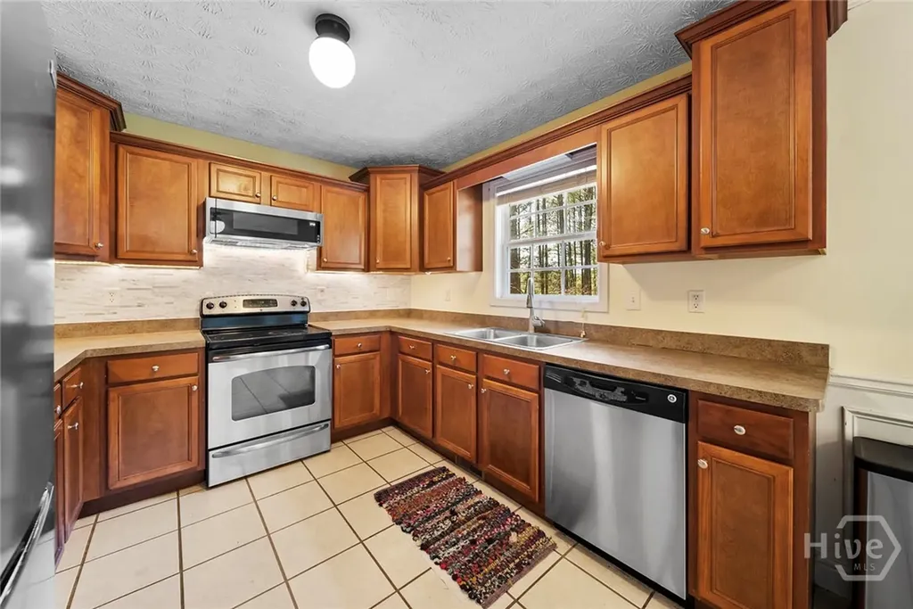 294 Pine Ridge Circle Winterville GA 30683