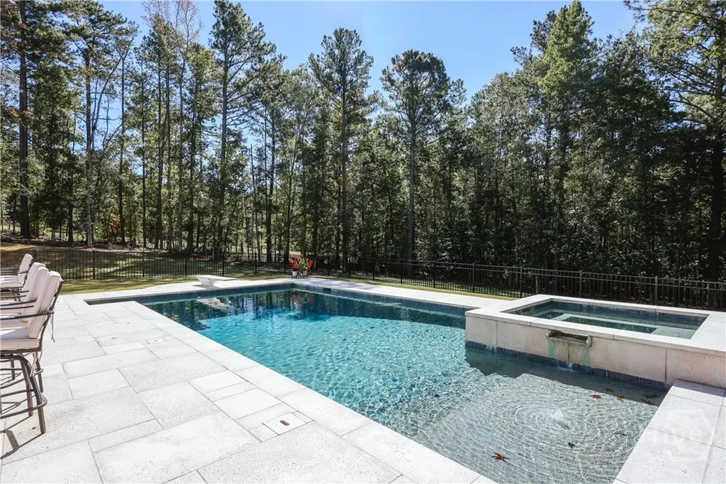 1180 Allgood Road Athens GA 30606