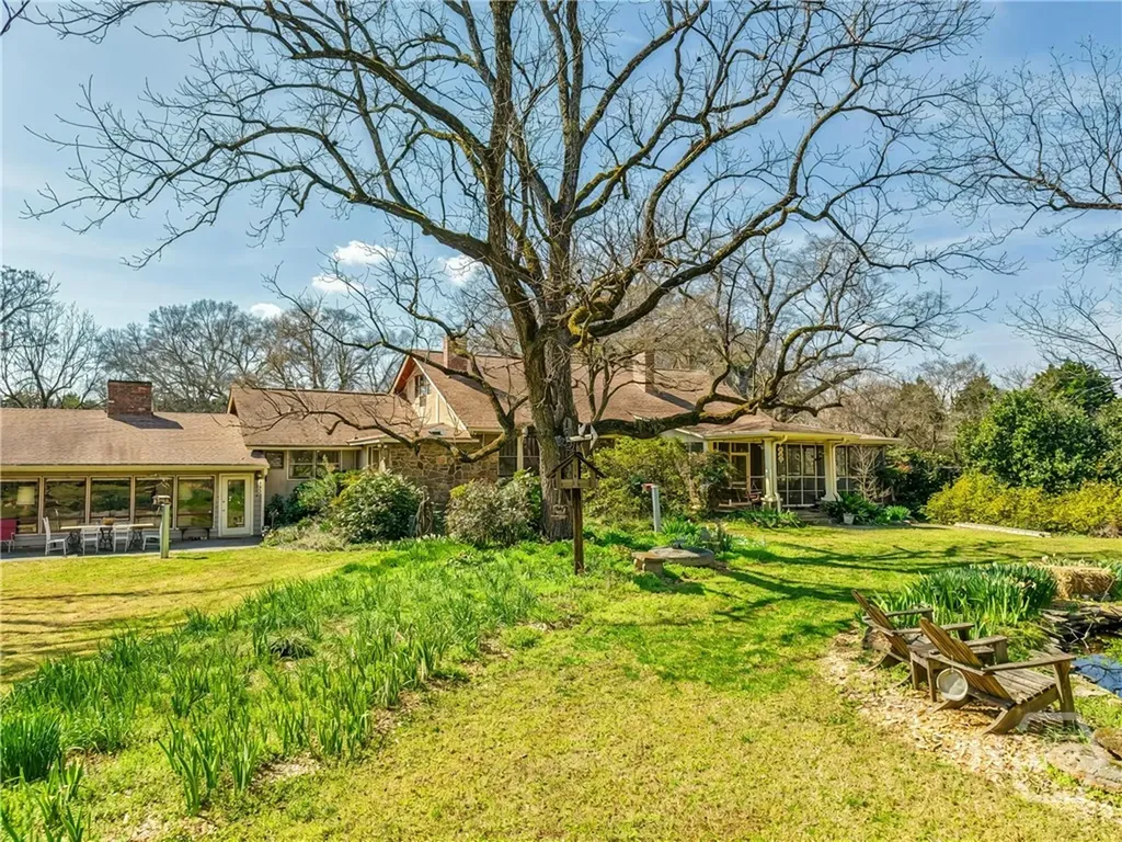 1800 Simonton Bridge Road Watkinsville GA 30677