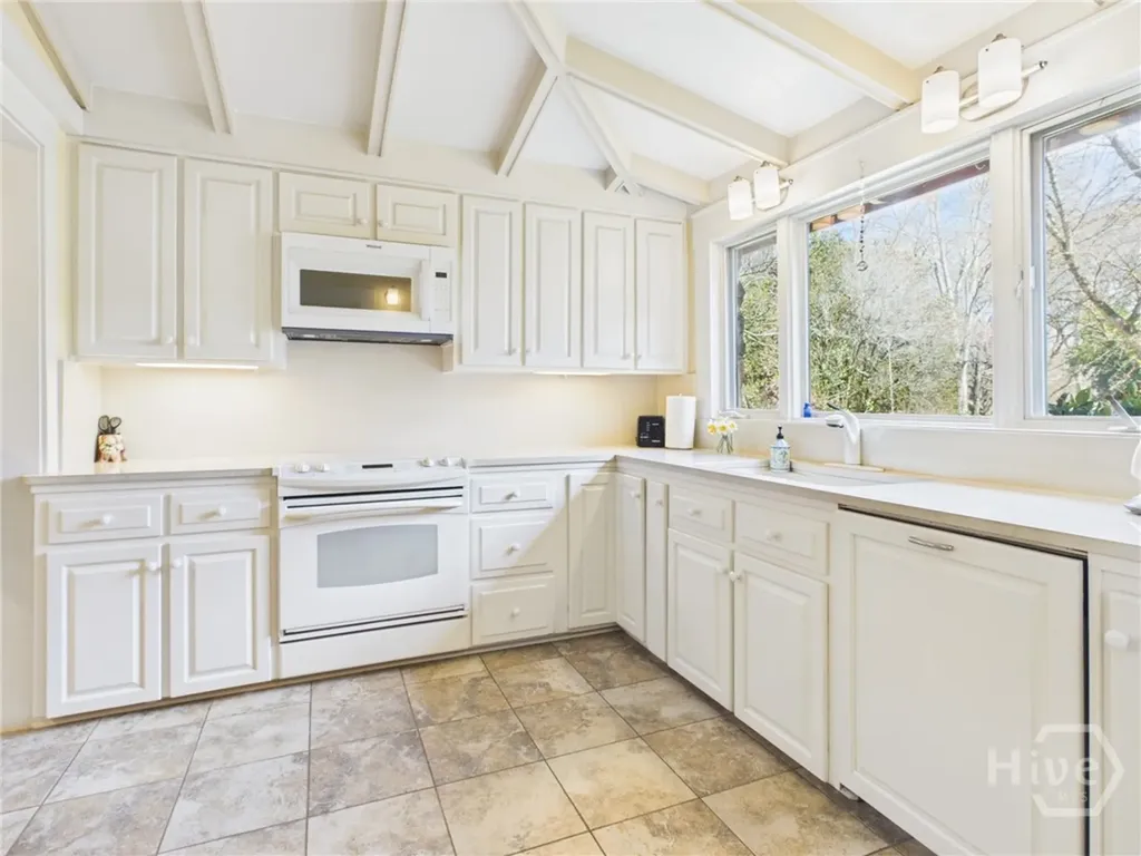 1800 Simonton Bridge Road Watkinsville GA 30677