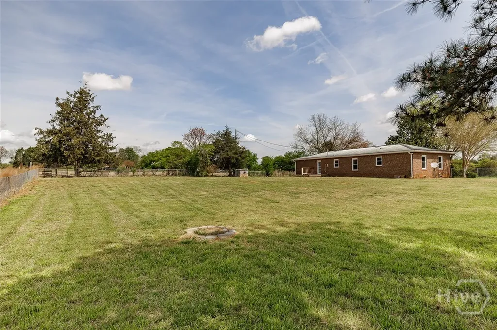 386 Sandy Creek Road Danielsville GA 30633