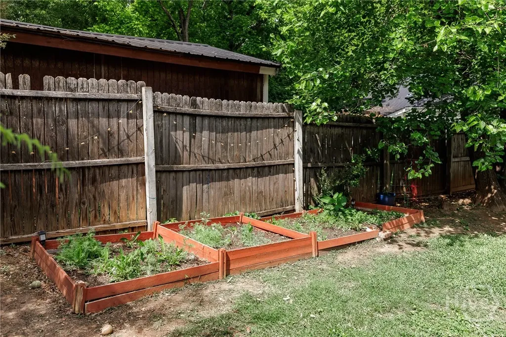 385 Best Drive Athens GA 30606