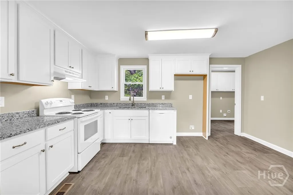 266 Randall Street Lavonia GA 30553