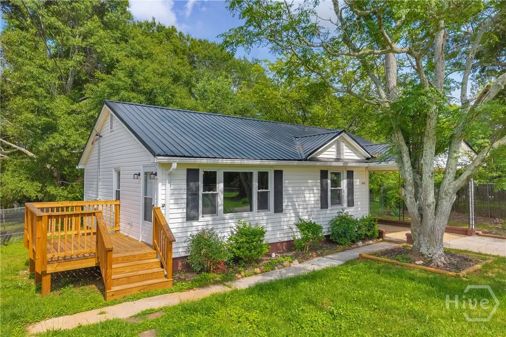 266 Randall Street Lavonia GA 30553