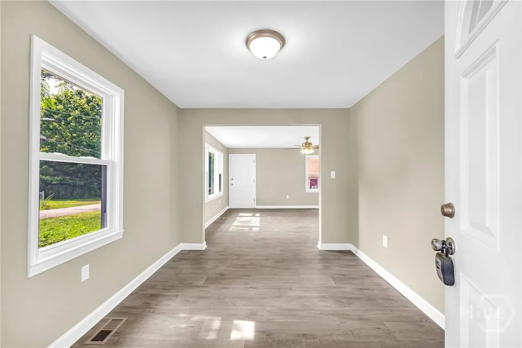 266 Randall Street Lavonia GA 30553