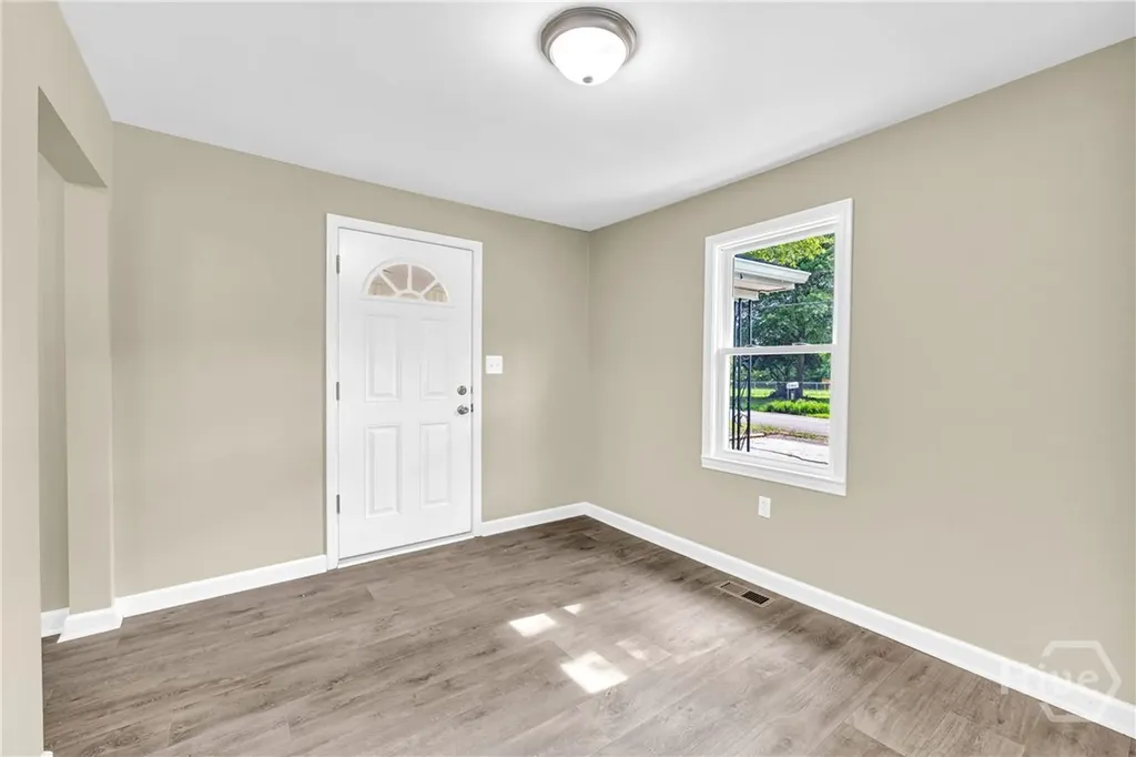 266 Randall Street Lavonia GA 30553