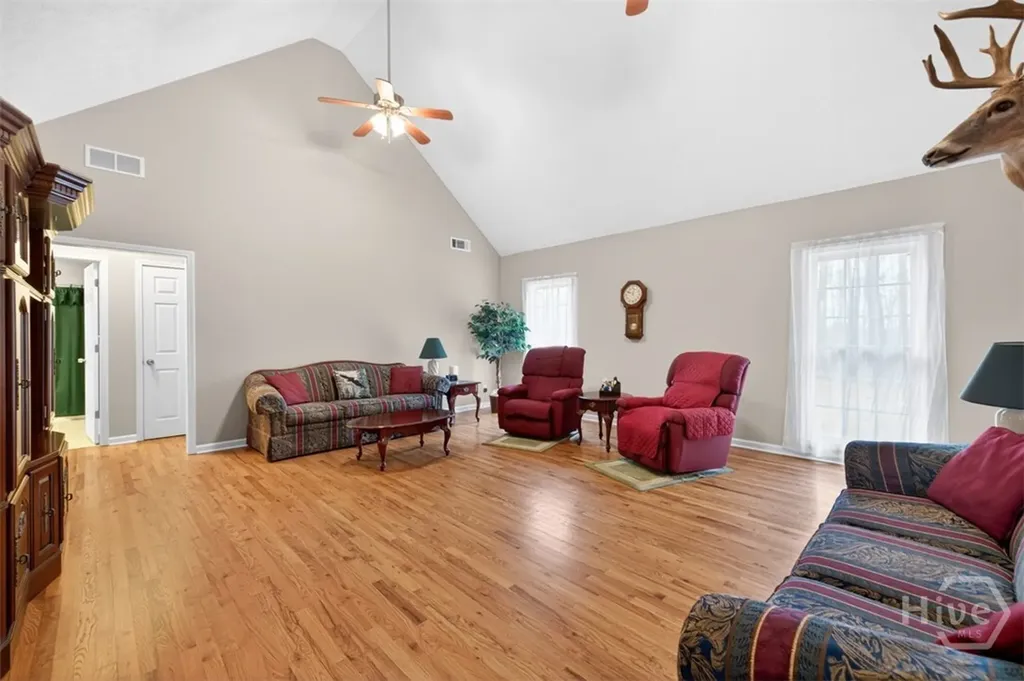 1194 Foster Road Statham GA 30666