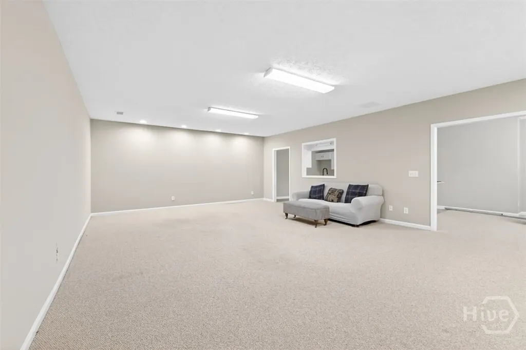 1194 Foster Road Statham GA 30666