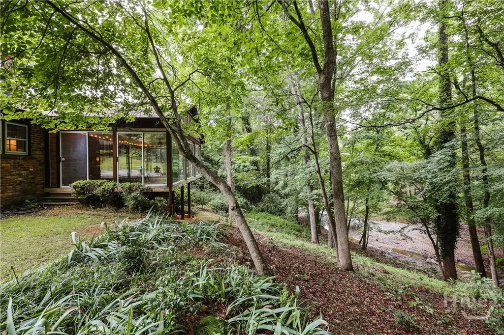 750 Glenwood Drive Athens GA 30606