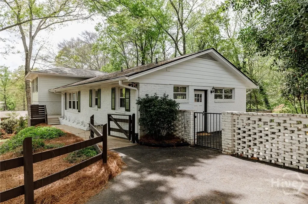 130 Oakdale Road Athens GA 30606