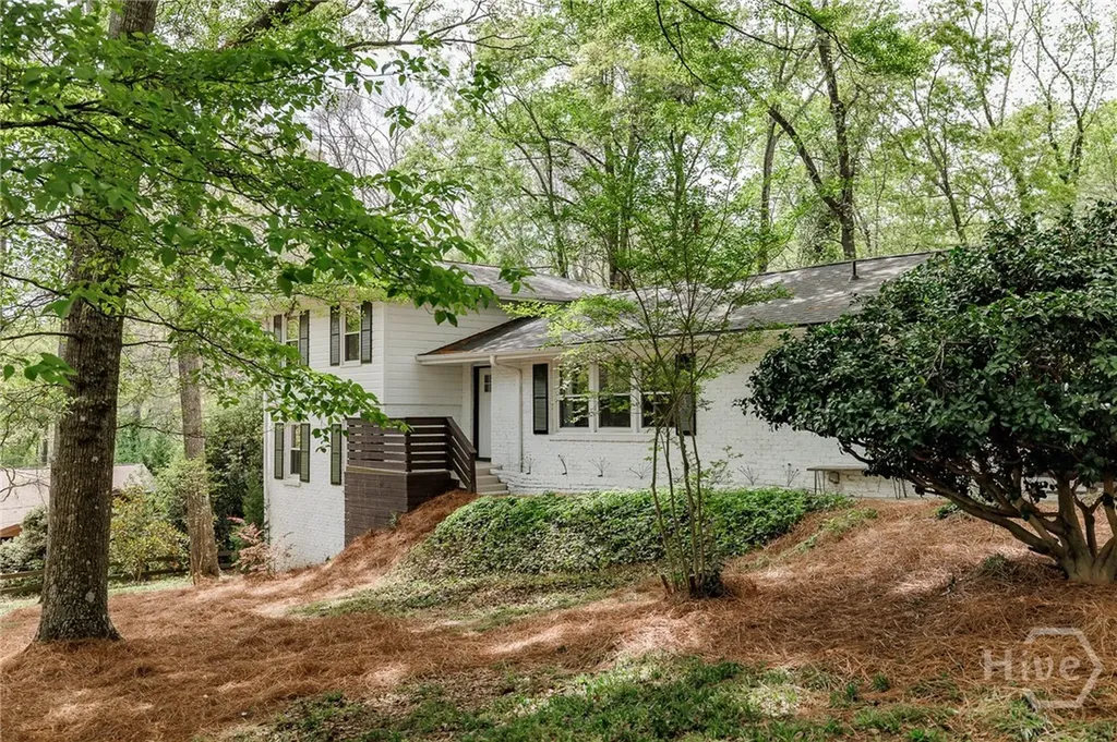 130 Oakdale Road Athens GA 30606