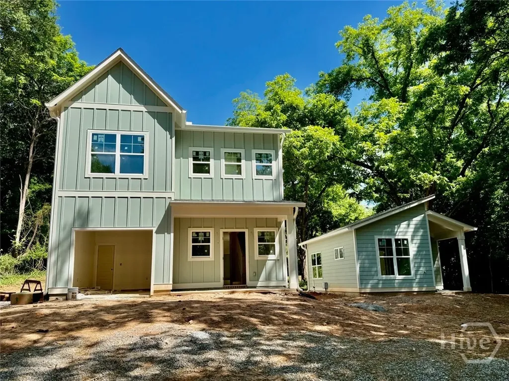 136 N Peter Street Athens GA 30601