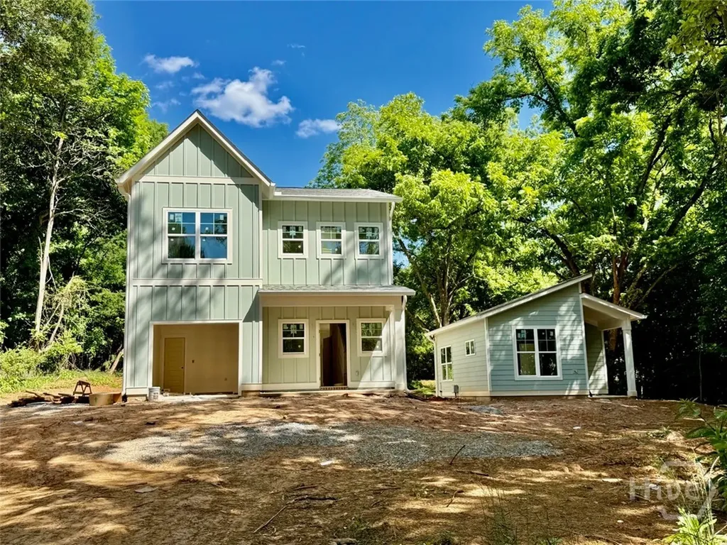 136 N Peter Street Athens GA 30601
