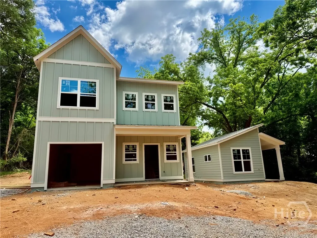 136 N Peter Street Athens GA 30601