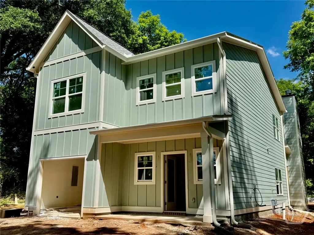 136 N Peter Street Athens GA 30601