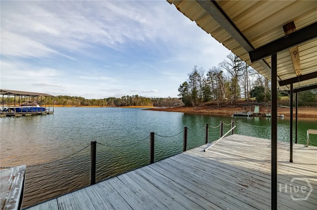 590 Rainbow Drive Hartwell GA 30643