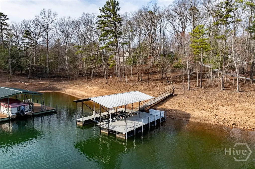 590 Rainbow Drive Hartwell GA 30643