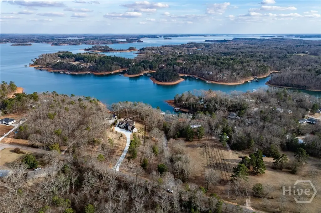 590 Rainbow Drive Hartwell GA 30643