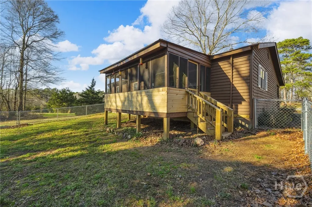 1019 White Hill School Road Commerce GA 30529
