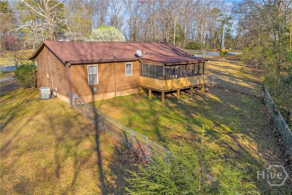 1019 White Hill School Road Commerce GA 30529