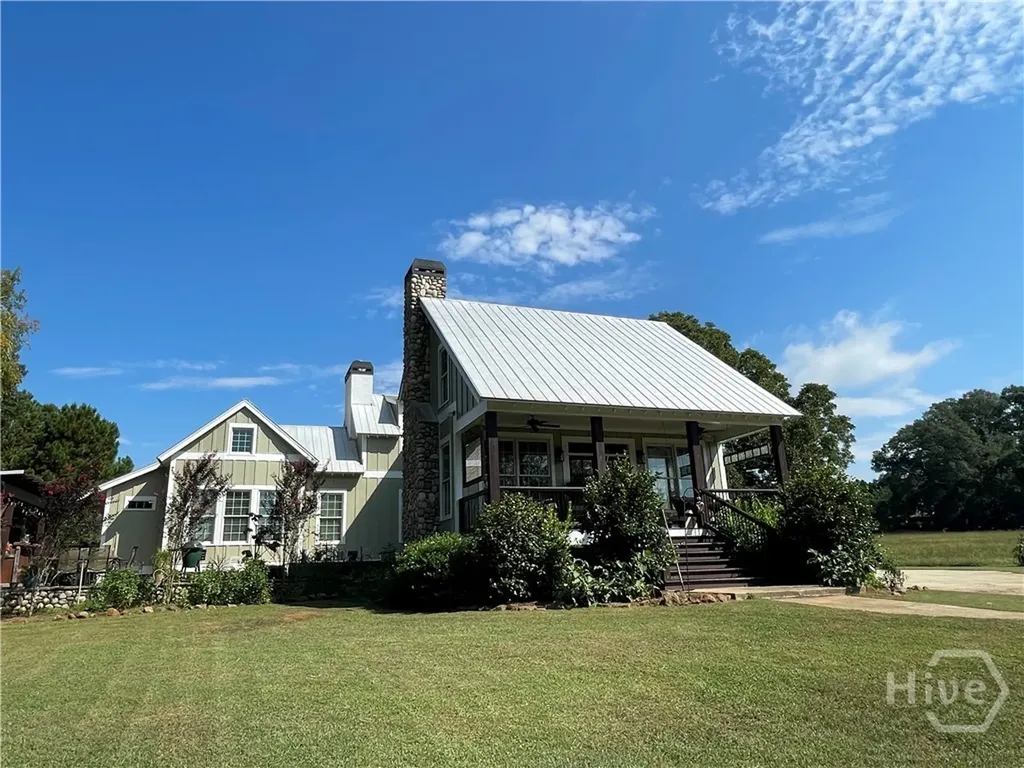 156 Lake Oglethorpe Drive Arnoldsville GA 30619