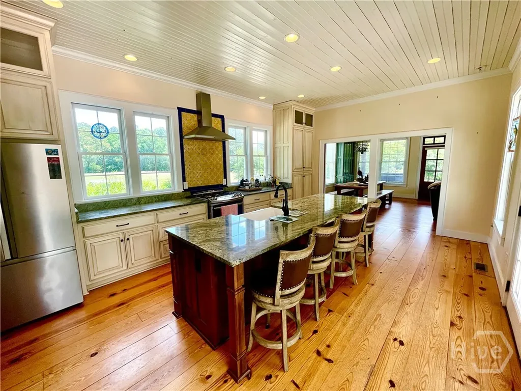 156 Lake Oglethorpe Drive Arnoldsville GA 30619