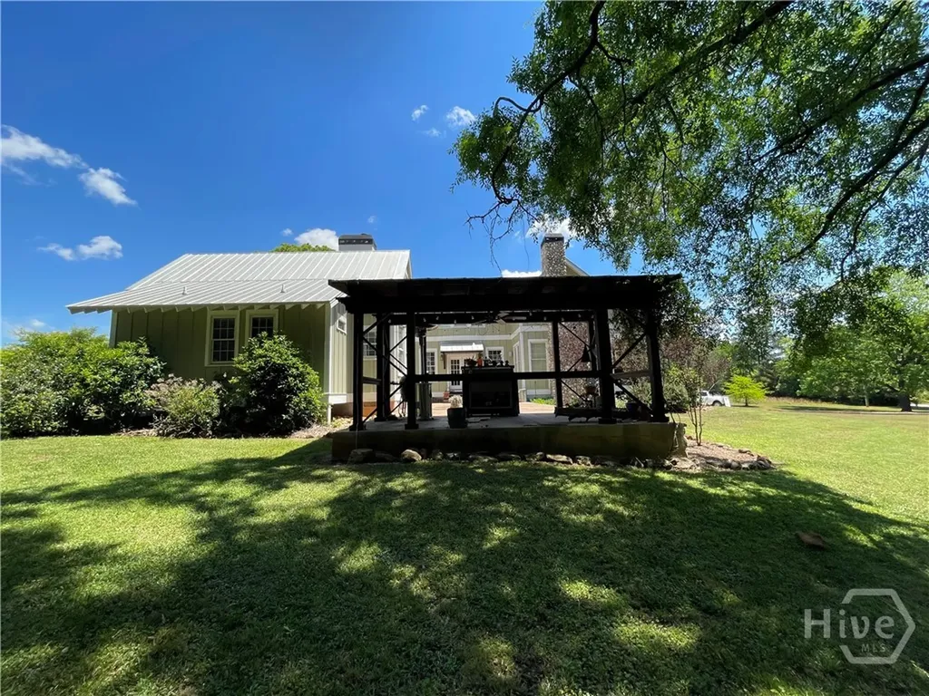 156 Lake Oglethorpe Drive Arnoldsville GA 30619