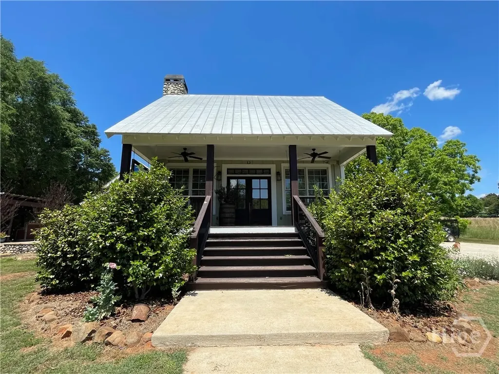 156 Lake Oglethorpe Drive Arnoldsville GA 30619
