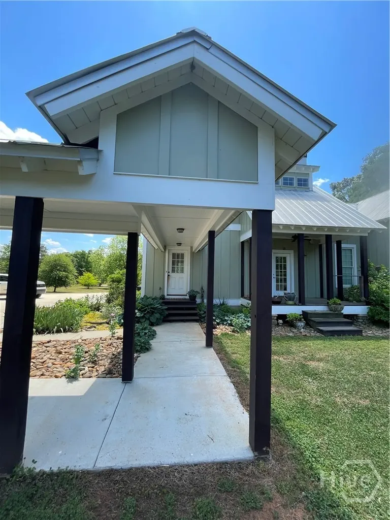 156 Lake Oglethorpe Drive Arnoldsville GA 30619