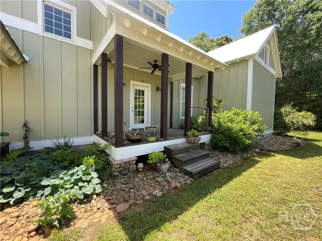 156 Lake Oglethorpe Drive Arnoldsville GA 30619