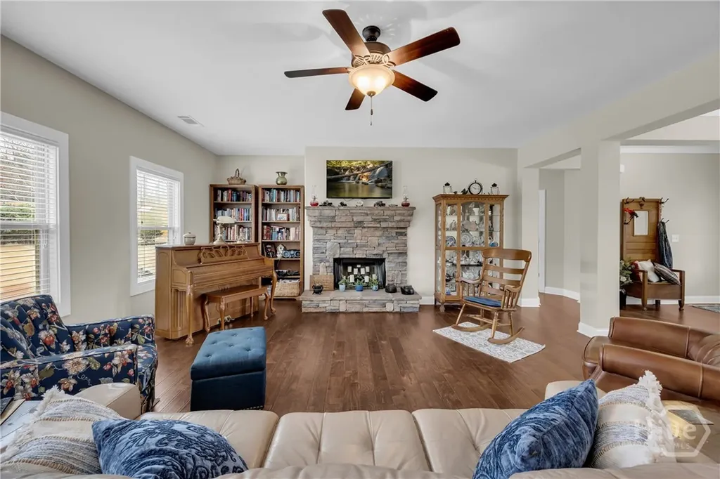 1549 Nightingale Jefferson GA 30549