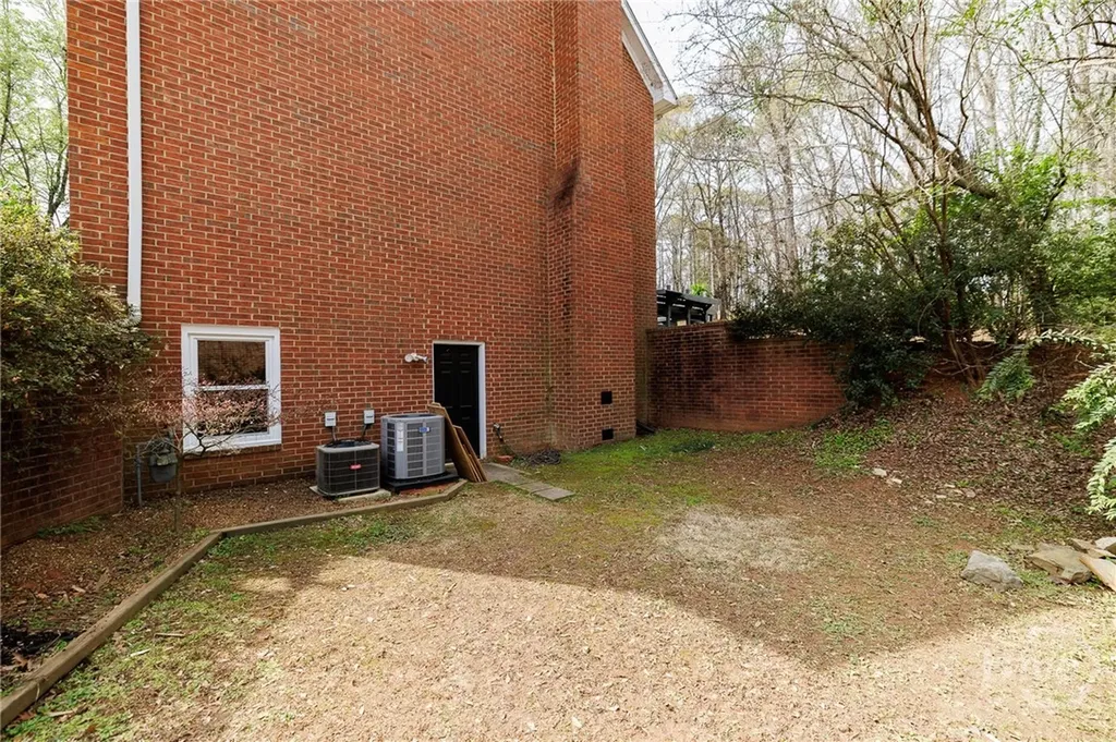 121 Ashbrook Drive Athens GA 30605