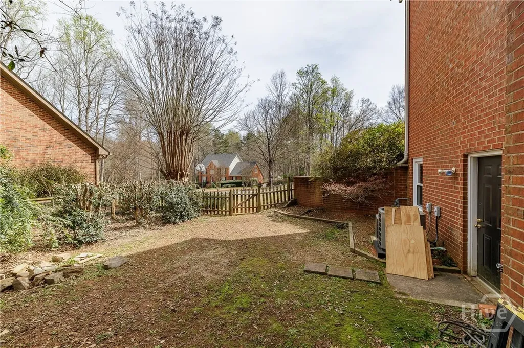 121 Ashbrook Drive Athens GA 30605