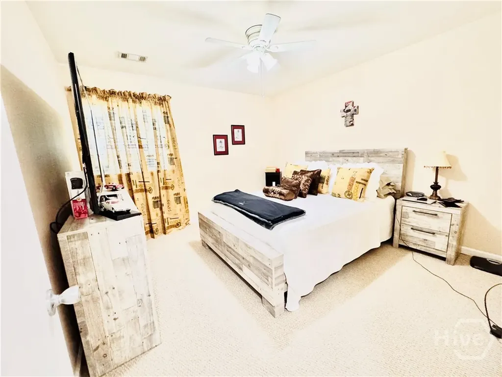 1216 St James Place Loganville GA 30052