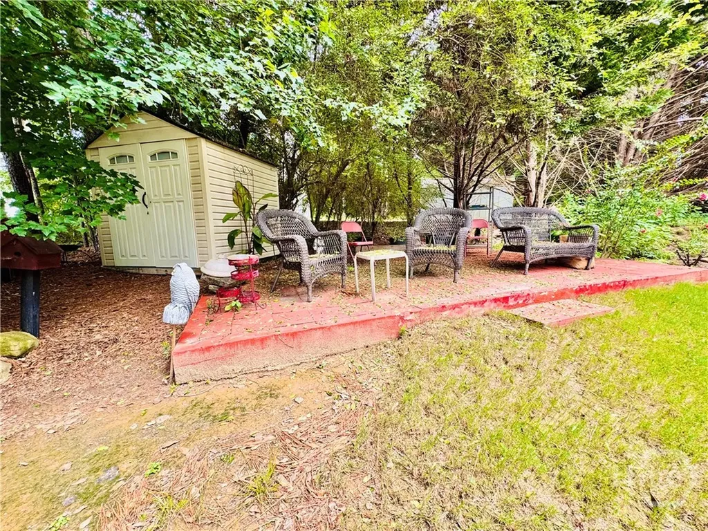 1216 St James Place Loganville GA 30052