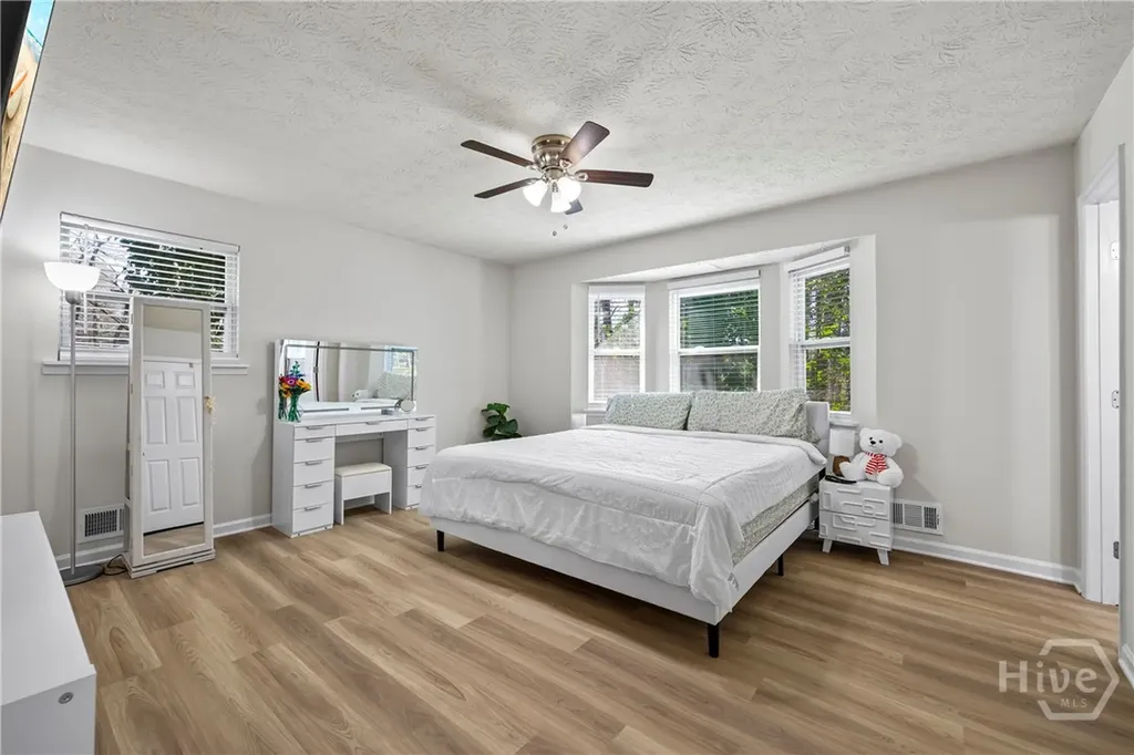 2493 Cherie Glen Road Snellville GA 30039
