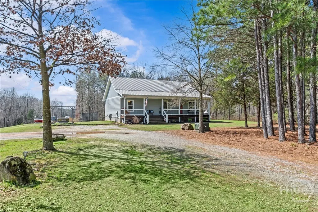 1687 Leon Ellis Road Hull GA 30646