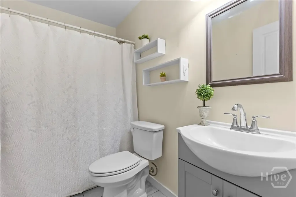 1687 Leon Ellis Road Hull GA 30646
